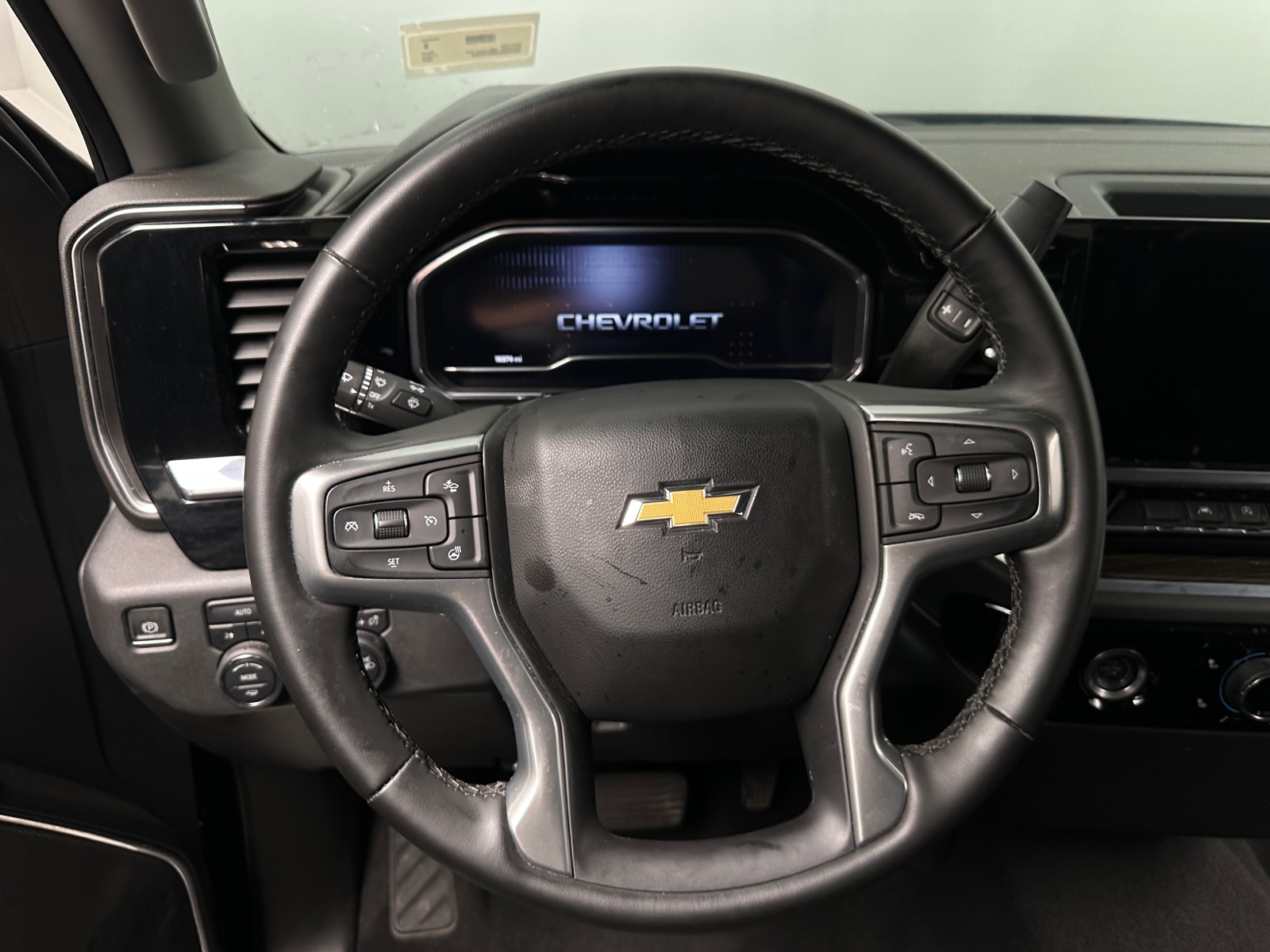 Thumbnail: 2024 Chevrolet Silverado 1500 - 5