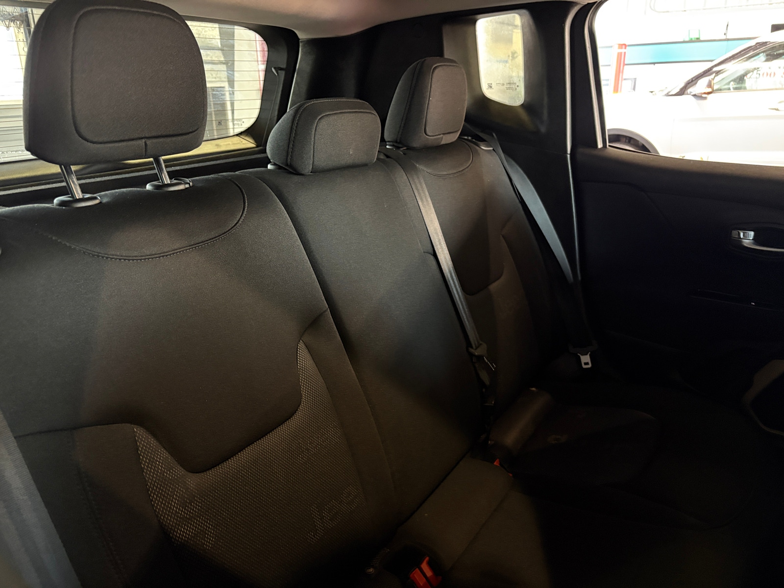 Thumbnail: 2017 Jeep Renegade - 6