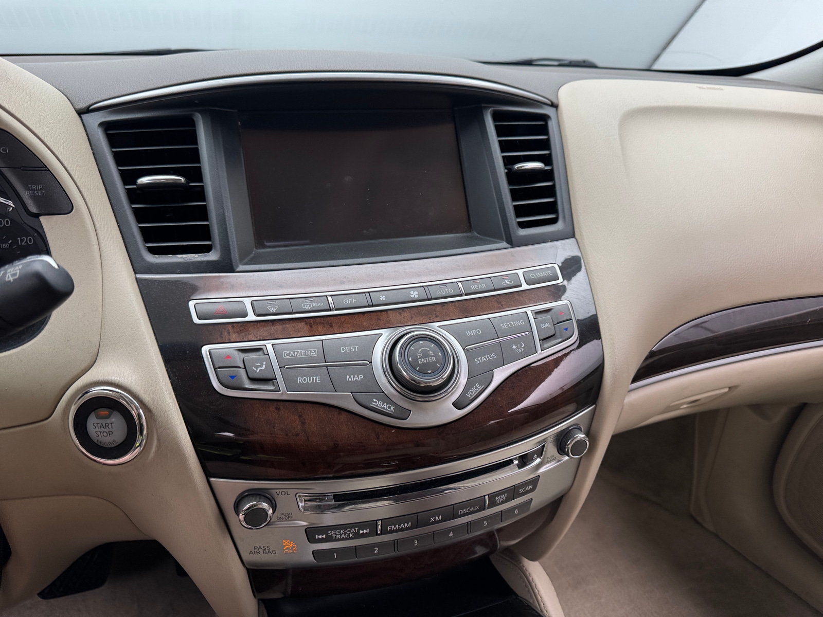 Thumbnail: 2014 INFINITI QX60 - 3
