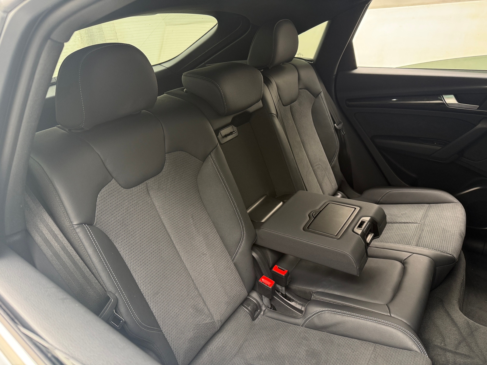 Thumbnail: 2022 Audi SQ5 - 5