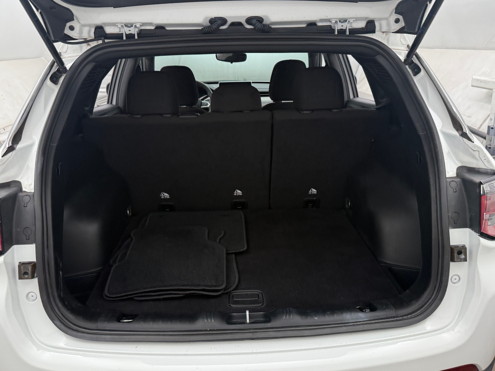 Thumbnail: 2023 Jeep Compass - 7
