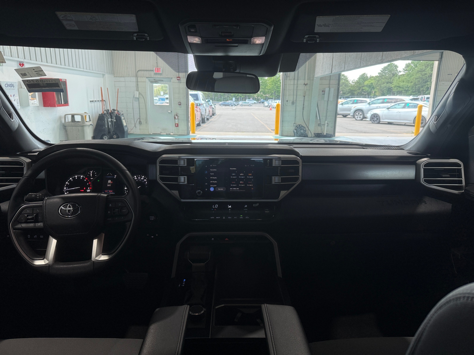 Thumbnail: 2025 Toyota Tundra - 3