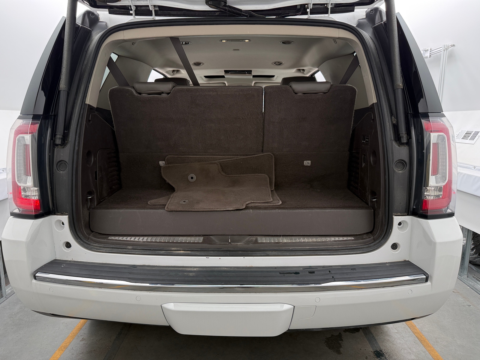 Thumbnail: 2020 GMC Yukon - 6