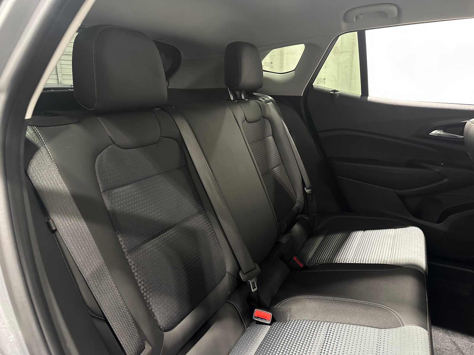Thumbnail: 2025 Chevrolet Trax - 6