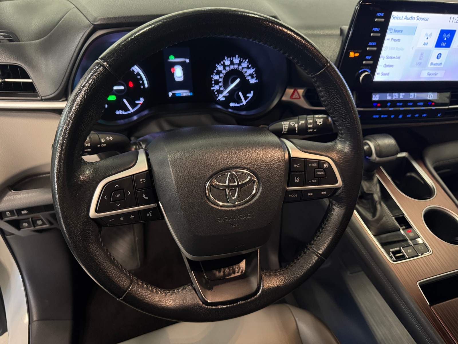 Thumbnail: 2021 Toyota Sienna - 4