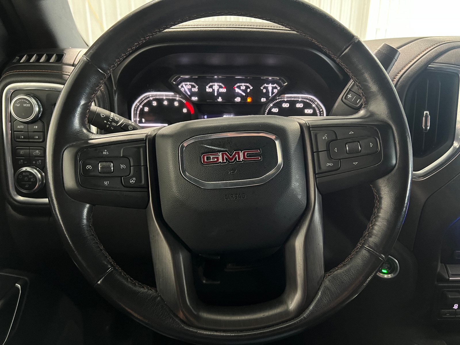 Thumbnail: 2021 GMC Sierra 1500 - 4