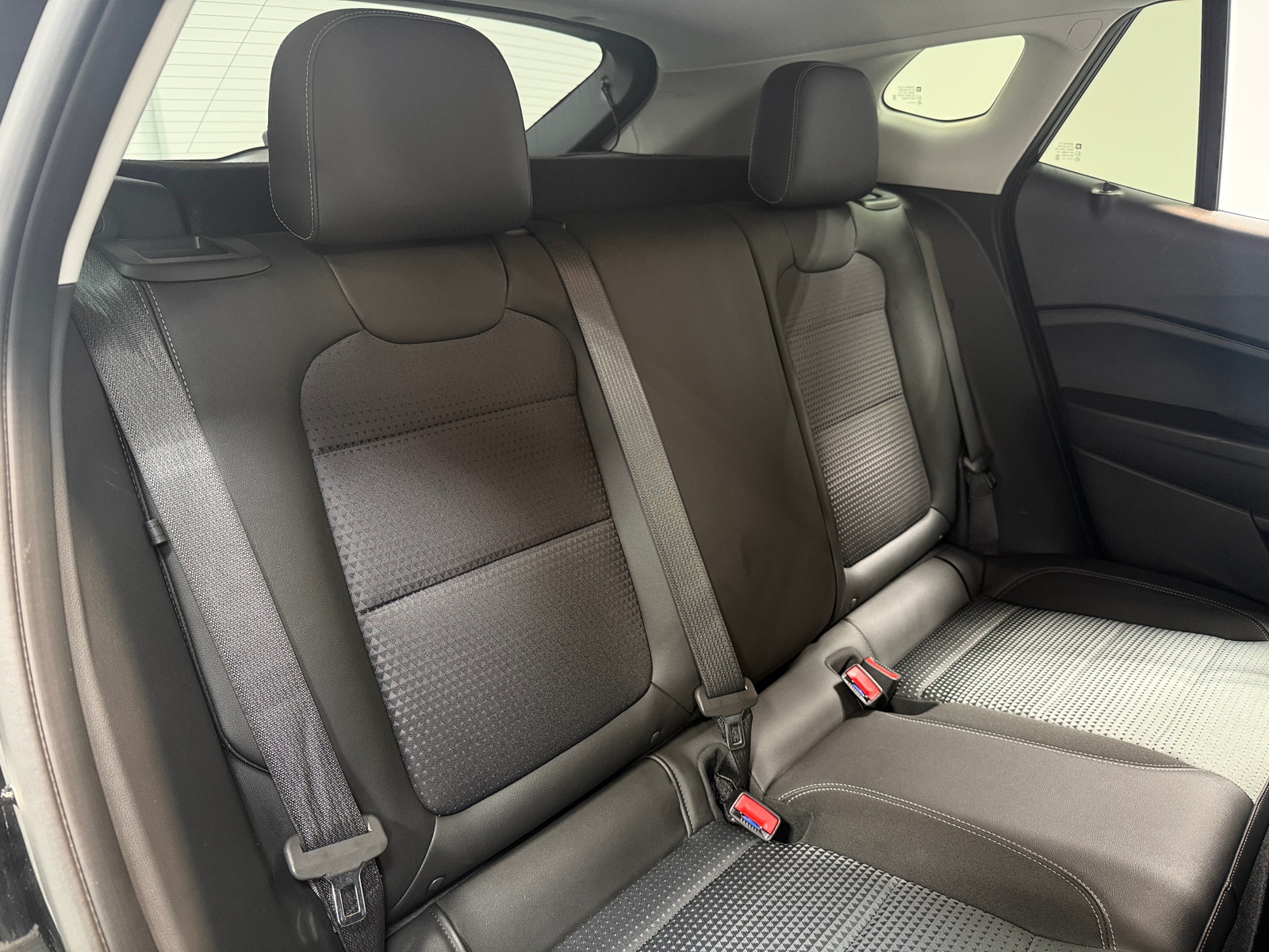 Thumbnail: 2025 Chevrolet Trax - 6