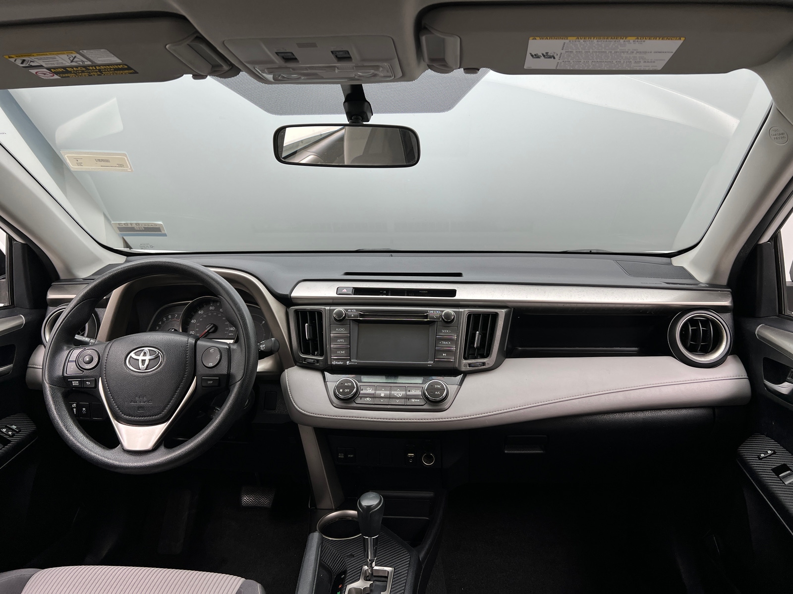 Thumbnail: 2015 Toyota RAV4 - 3