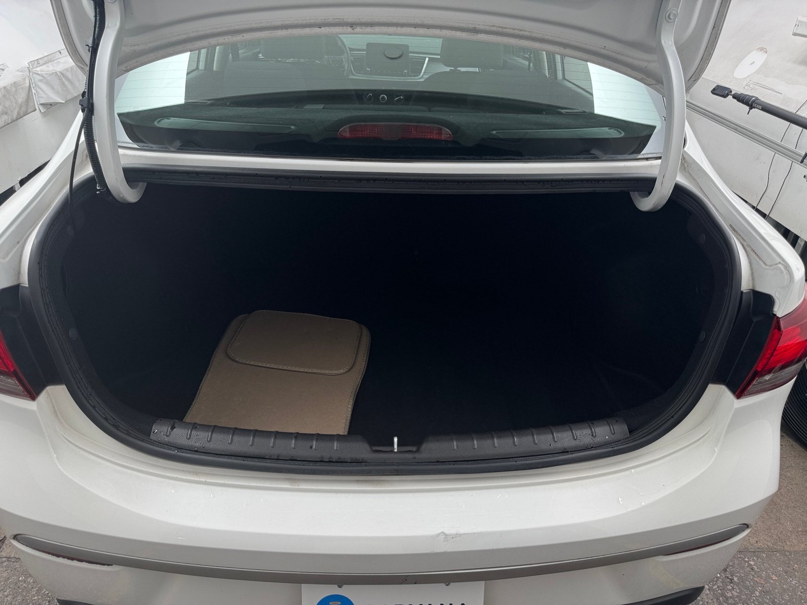 Thumbnail: 2021 Kia Rio - 7