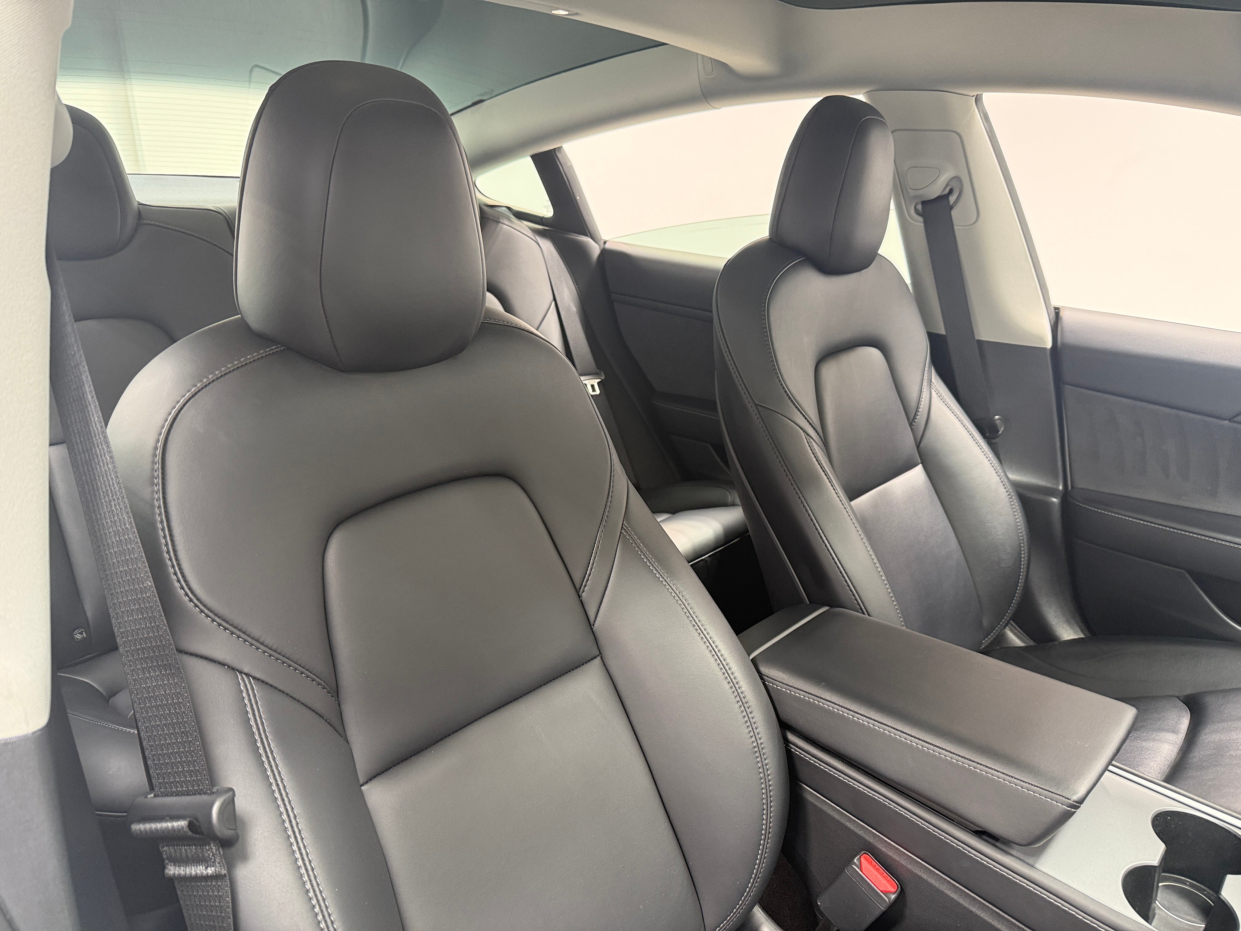 Used 2022 Tesla Model 3 Long Range with VIN 5YJ3E1EB4NF235332 for sale in Auburn, WA