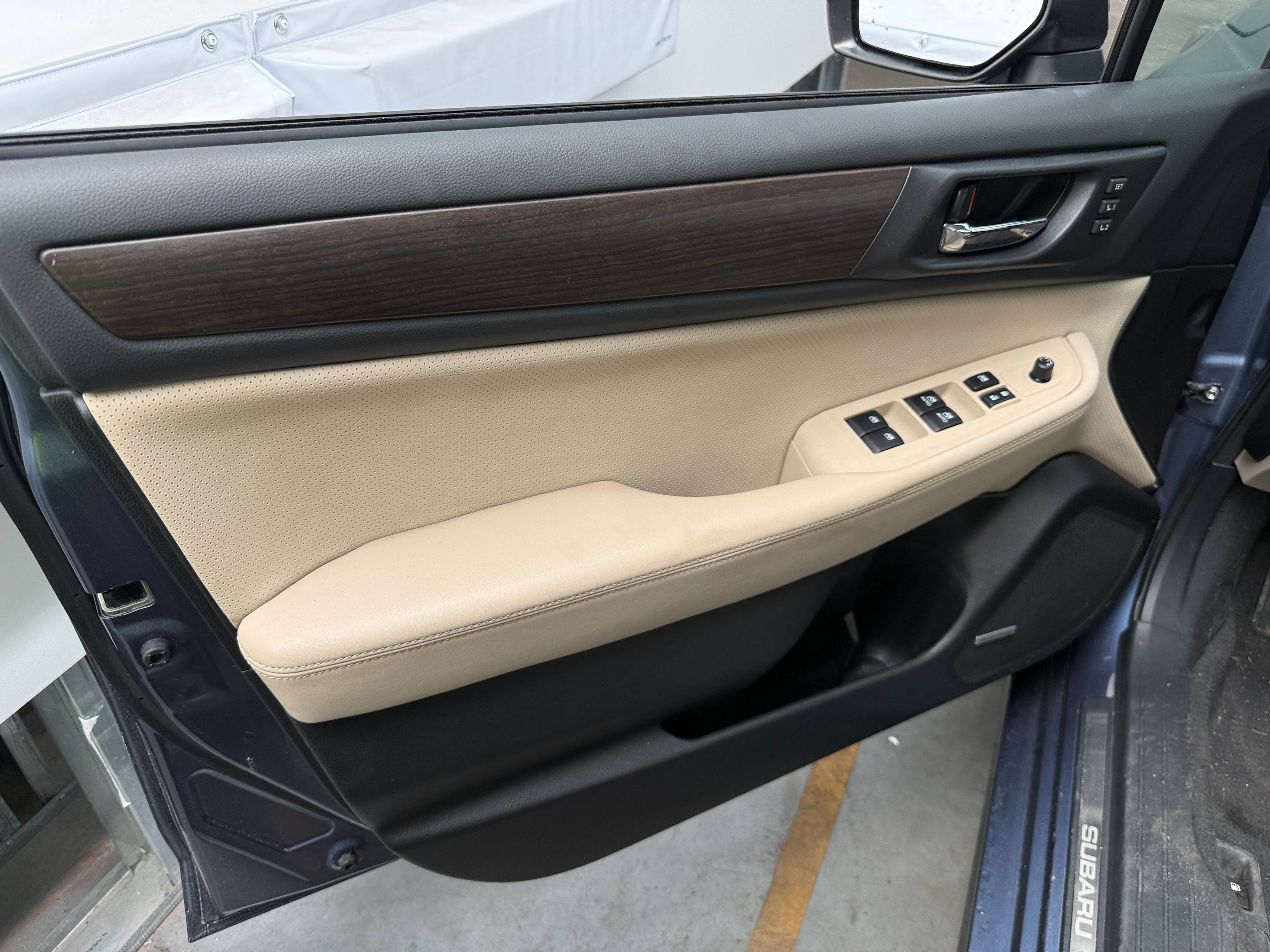 Used 2015 Subaru Legacy 2.5i Limited with VIN 4S3BNAL65F3053543 for sale in Colonial Heights, VA