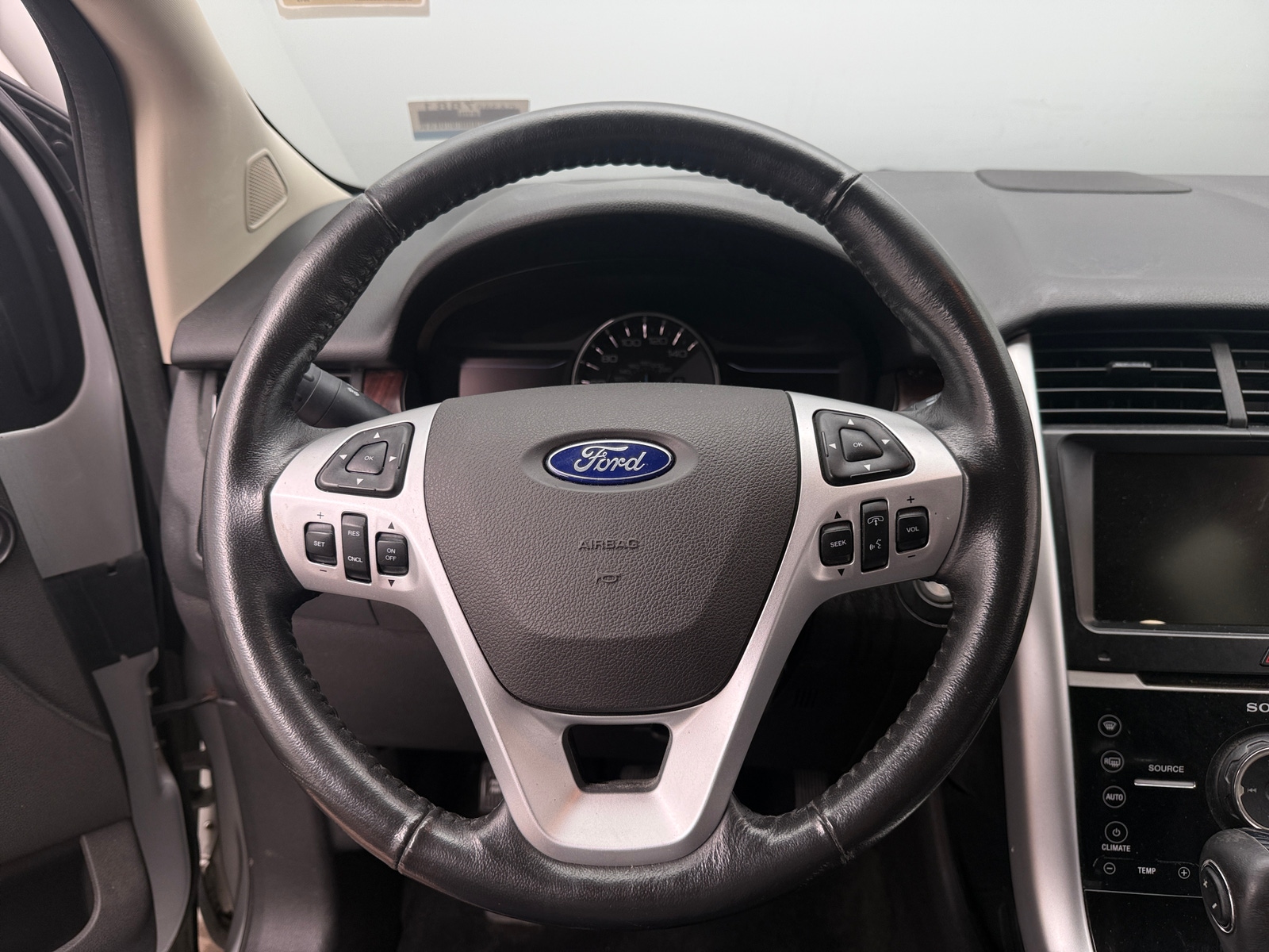 Thumbnail: 2013 Ford Edge - 4
