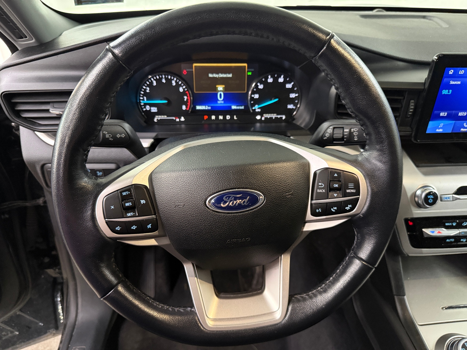 Thumbnail: 2022 Ford Explorer - 5
