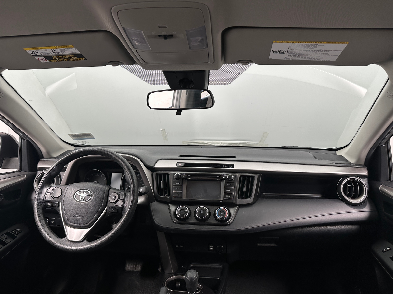 Thumbnail: 2018 Toyota RAV4 - 3