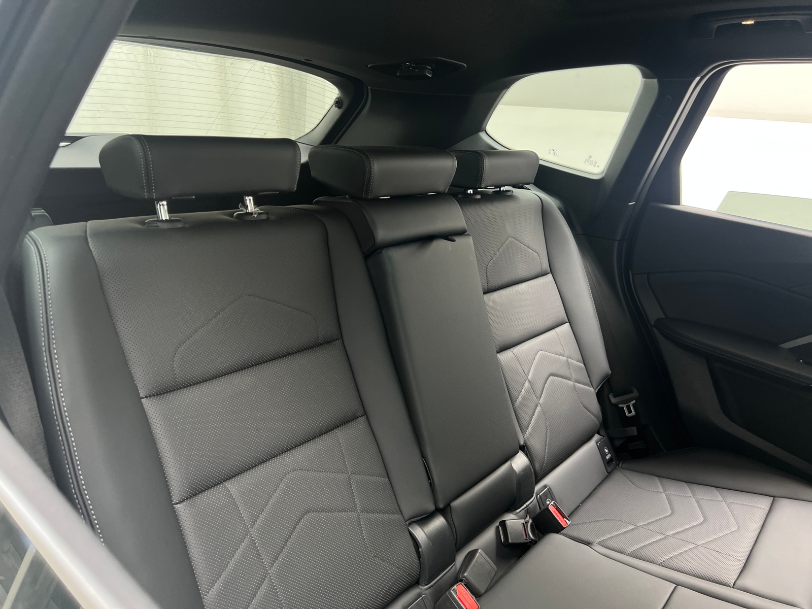 Thumbnail: 2026 BMW X1 - 6