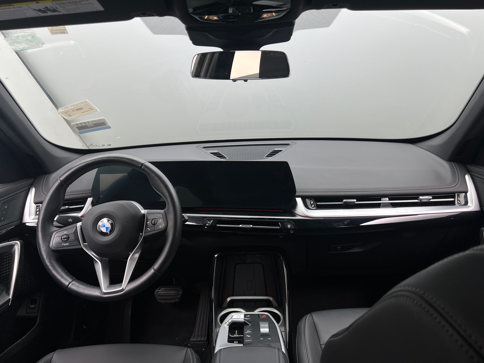 Thumbnail: 2026 BMW X1 - 3