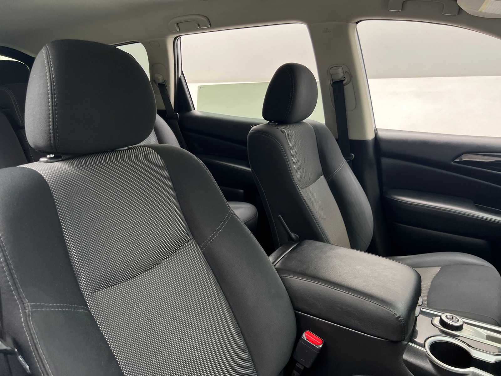 Thumbnail: 2019 Nissan Pathfinder - 2