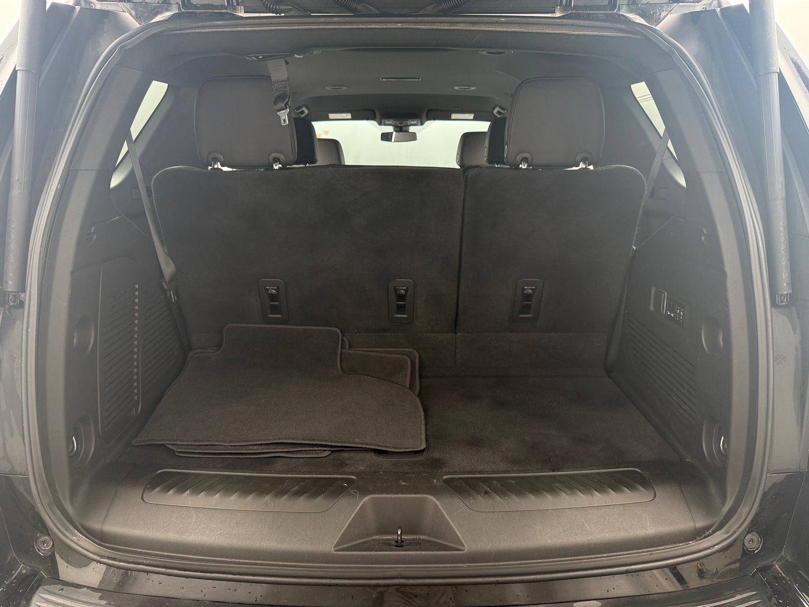 Thumbnail: 2022 Chevrolet Tahoe - 6