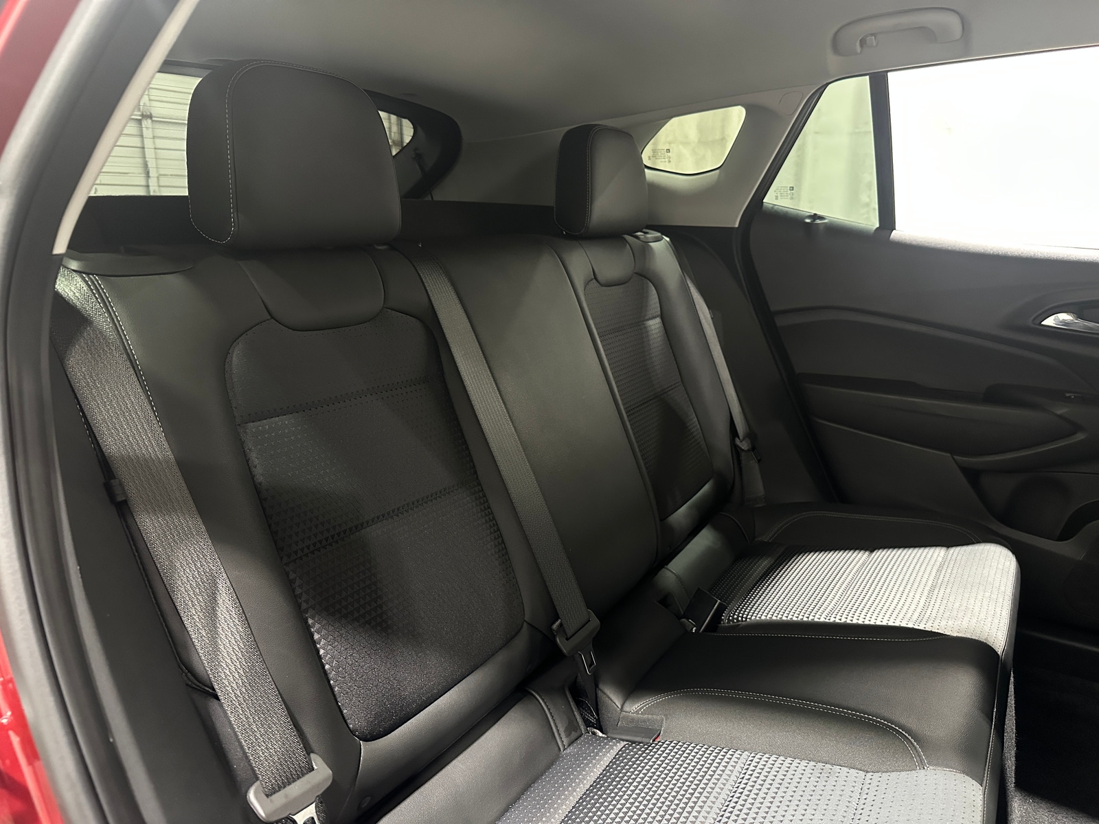 Thumbnail: 2025 Chevrolet Trax - 6