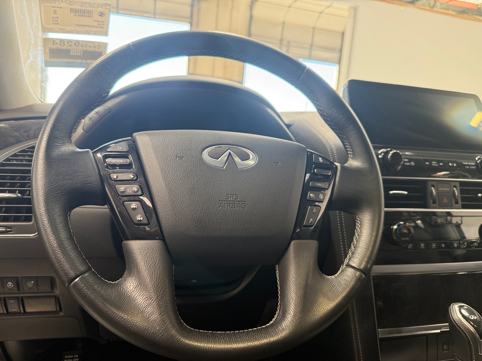 Thumbnail: 2023 INFINITI QX80 - 4