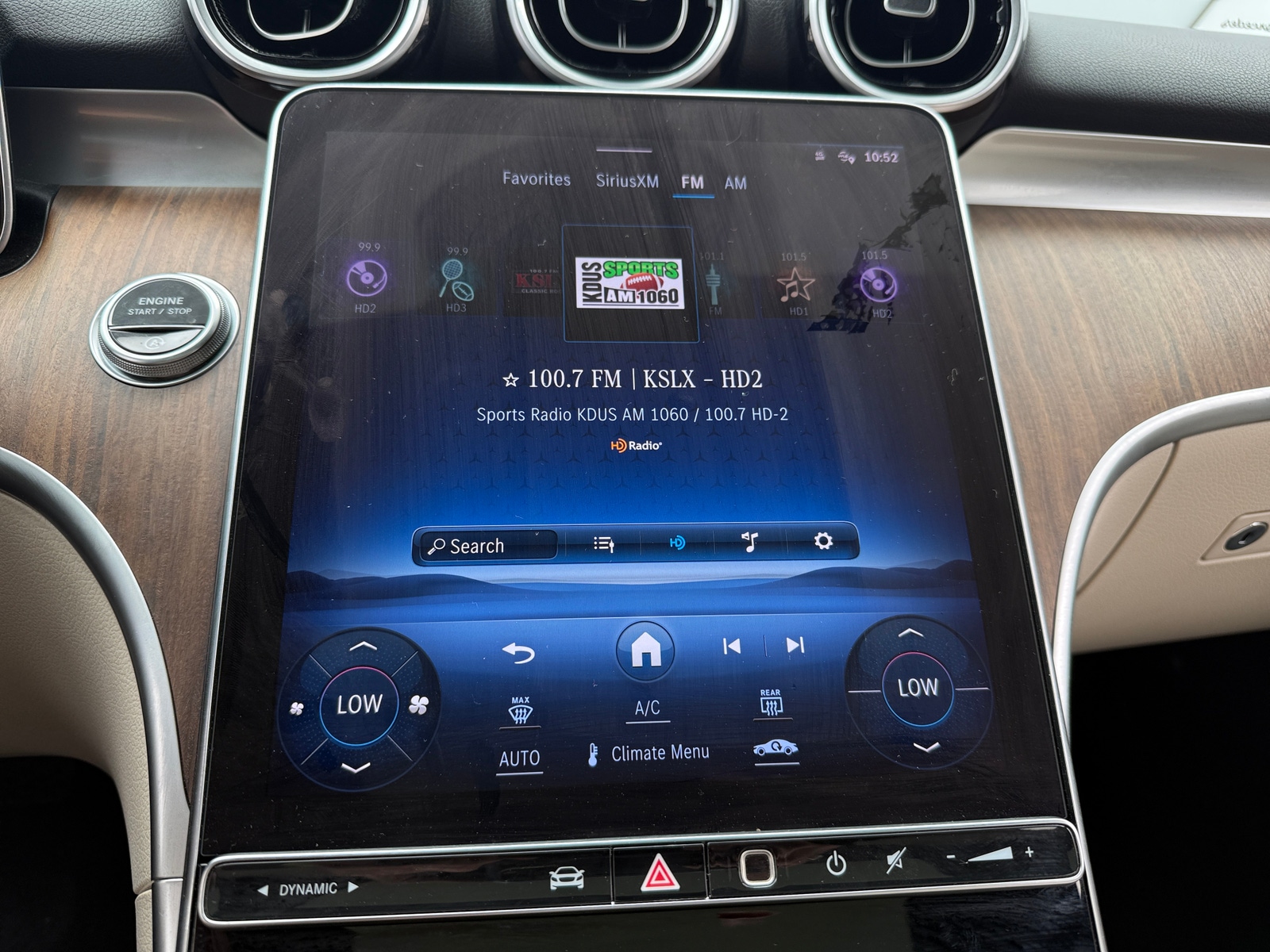 Thumbnail: 2023 Mercedes-Benz C-Class - 4