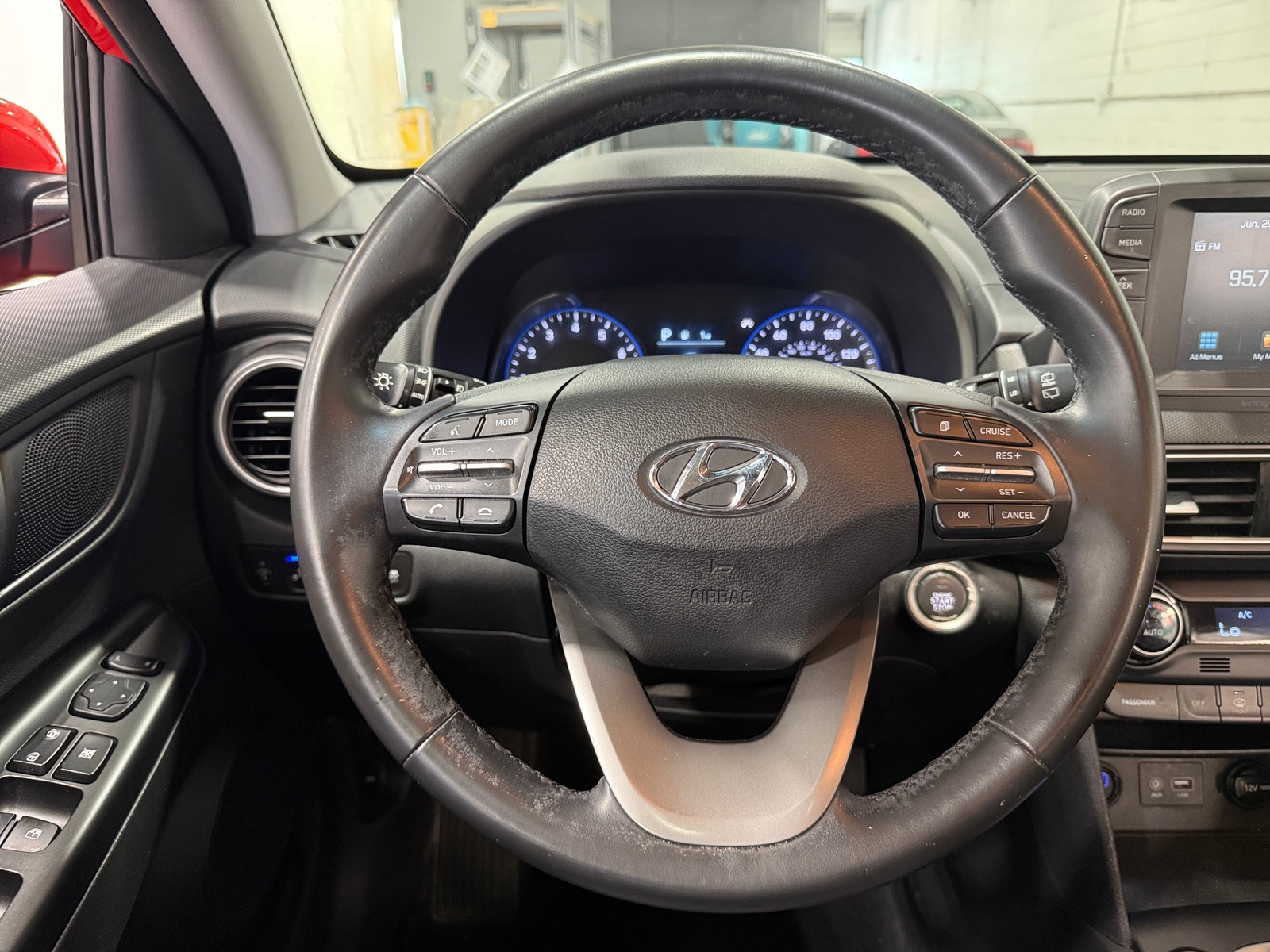 Thumbnail: 2019 Hyundai Kona - 4