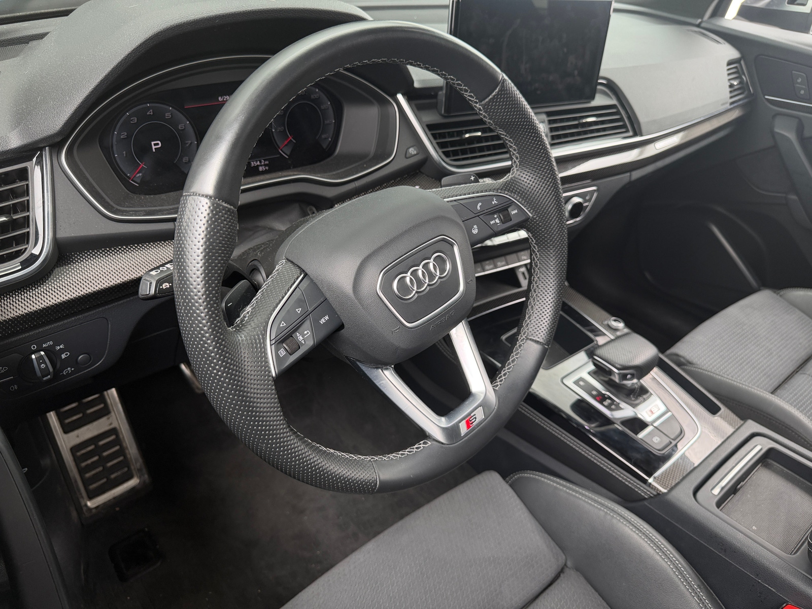 Thumbnail: 2022 Audi SQ5 - 4