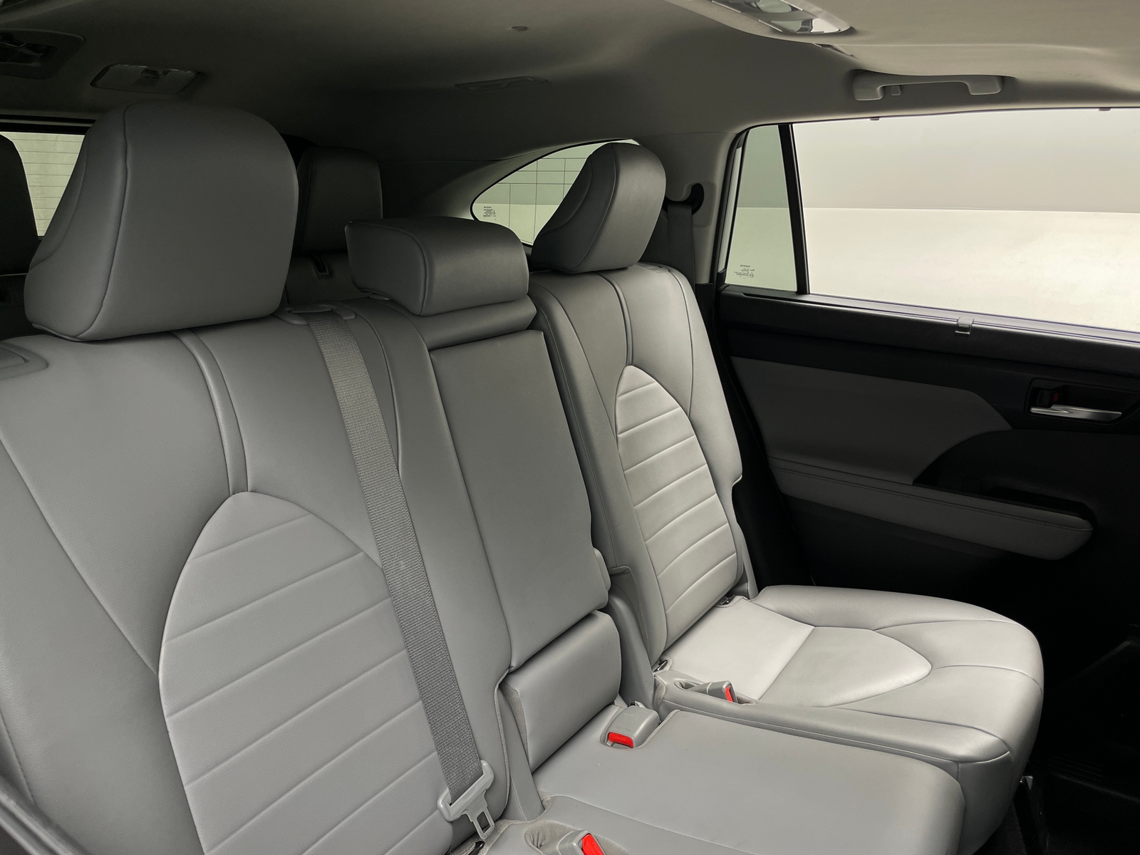 Thumbnail: 2021 Toyota Highlander - 5