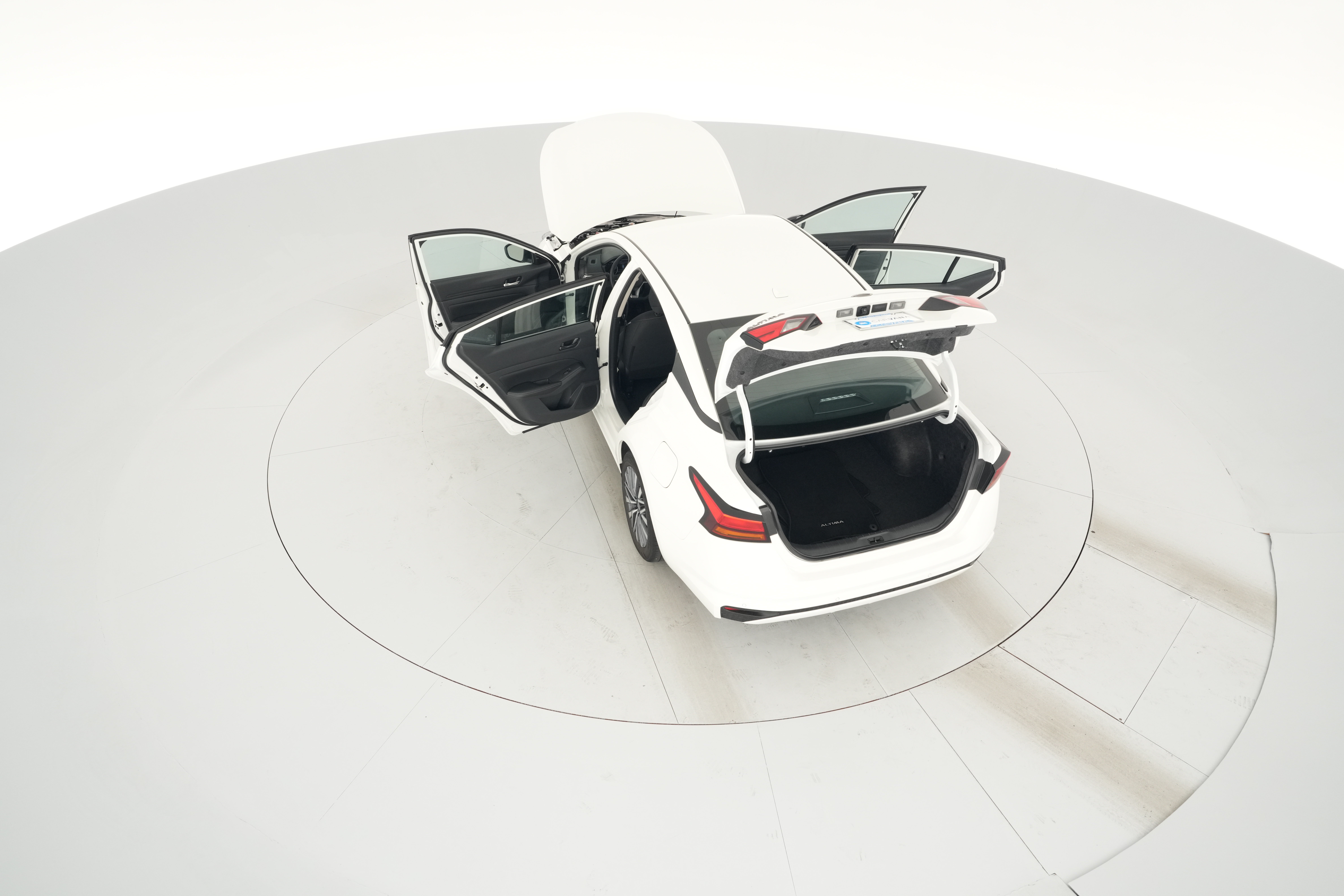 2025 Nissan Altima SV - Photo 43