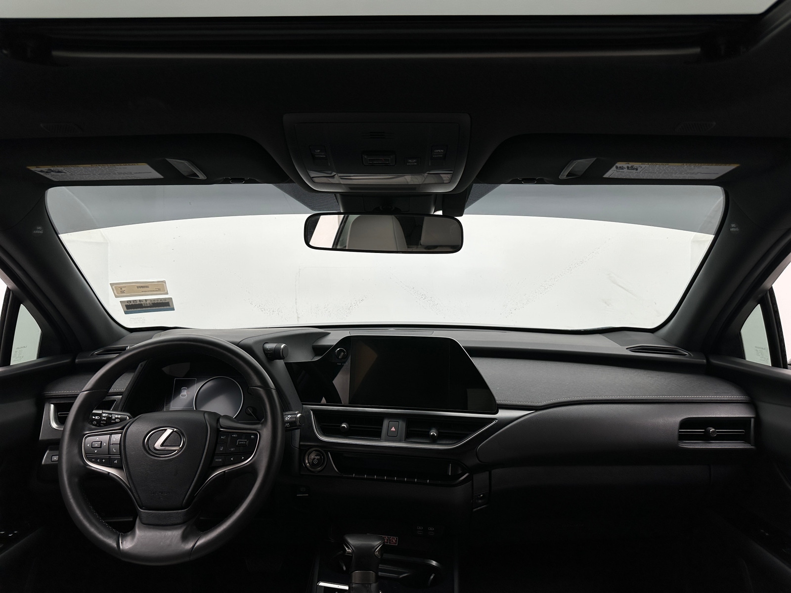 Thumbnail: 2023 Lexus UX - 2