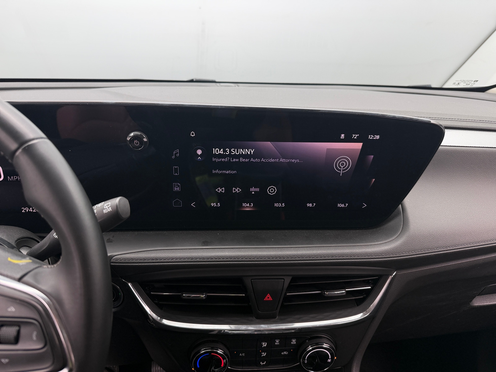Thumbnail: 2025 Buick Encore GX - 3