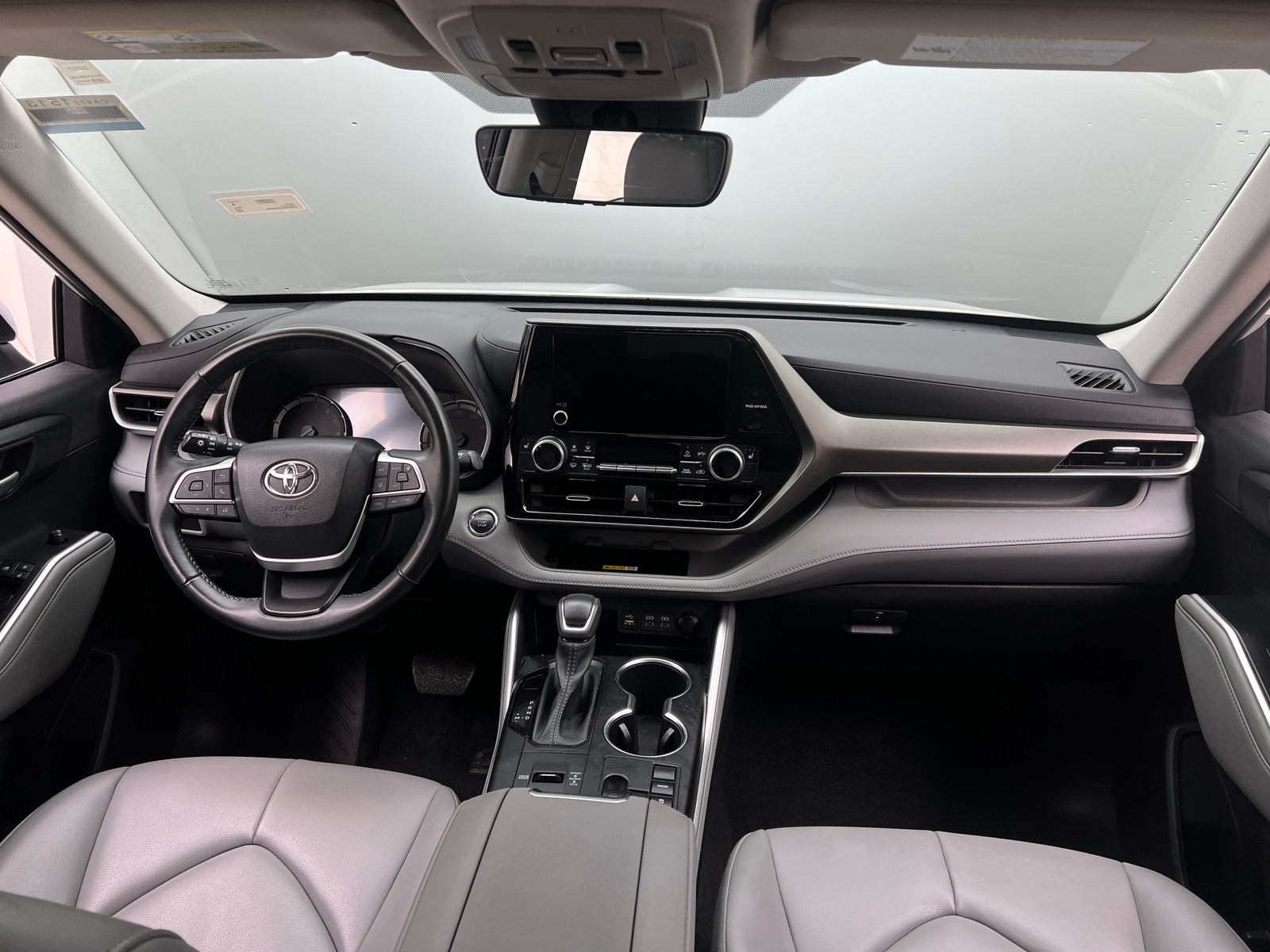 Thumbnail: 2023 Toyota Highlander - 2
