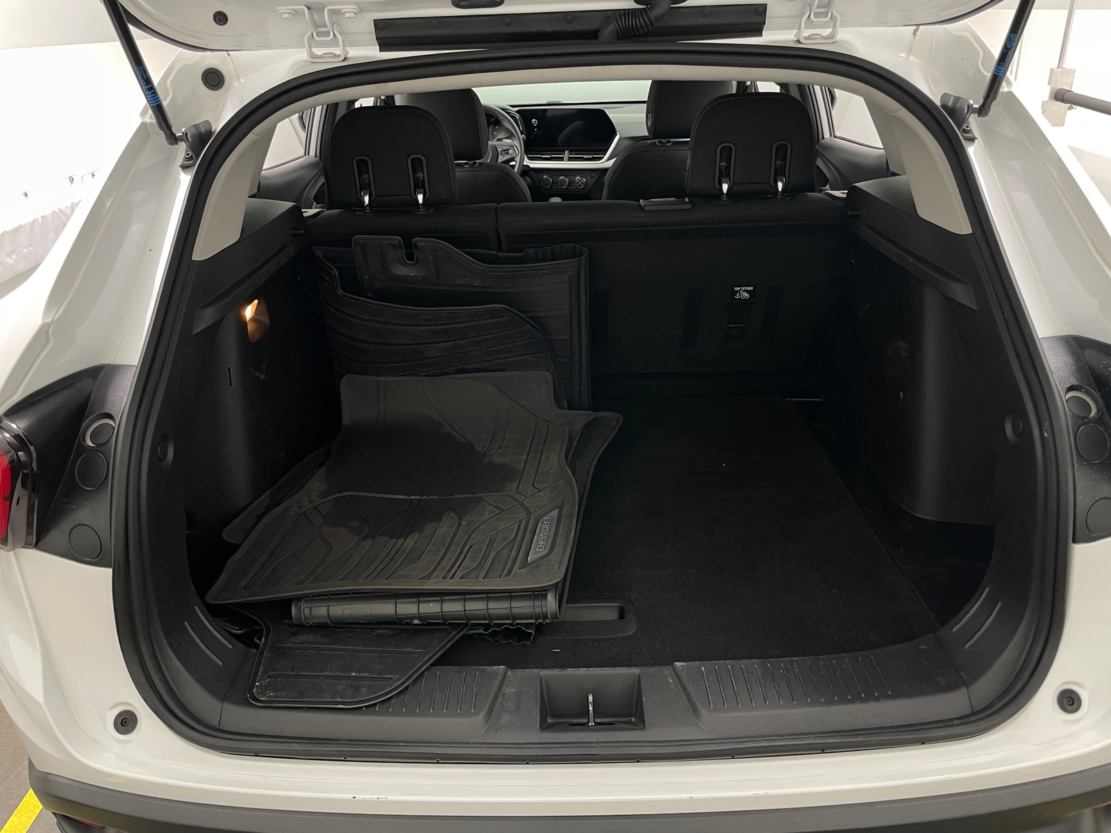 Thumbnail: 2024 Chevrolet Trax - 7