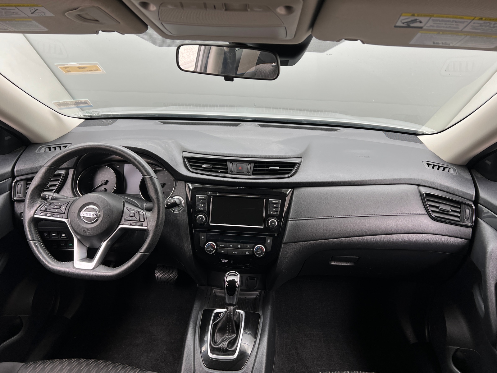 Thumbnail: 2020 Nissan Rogue - 3