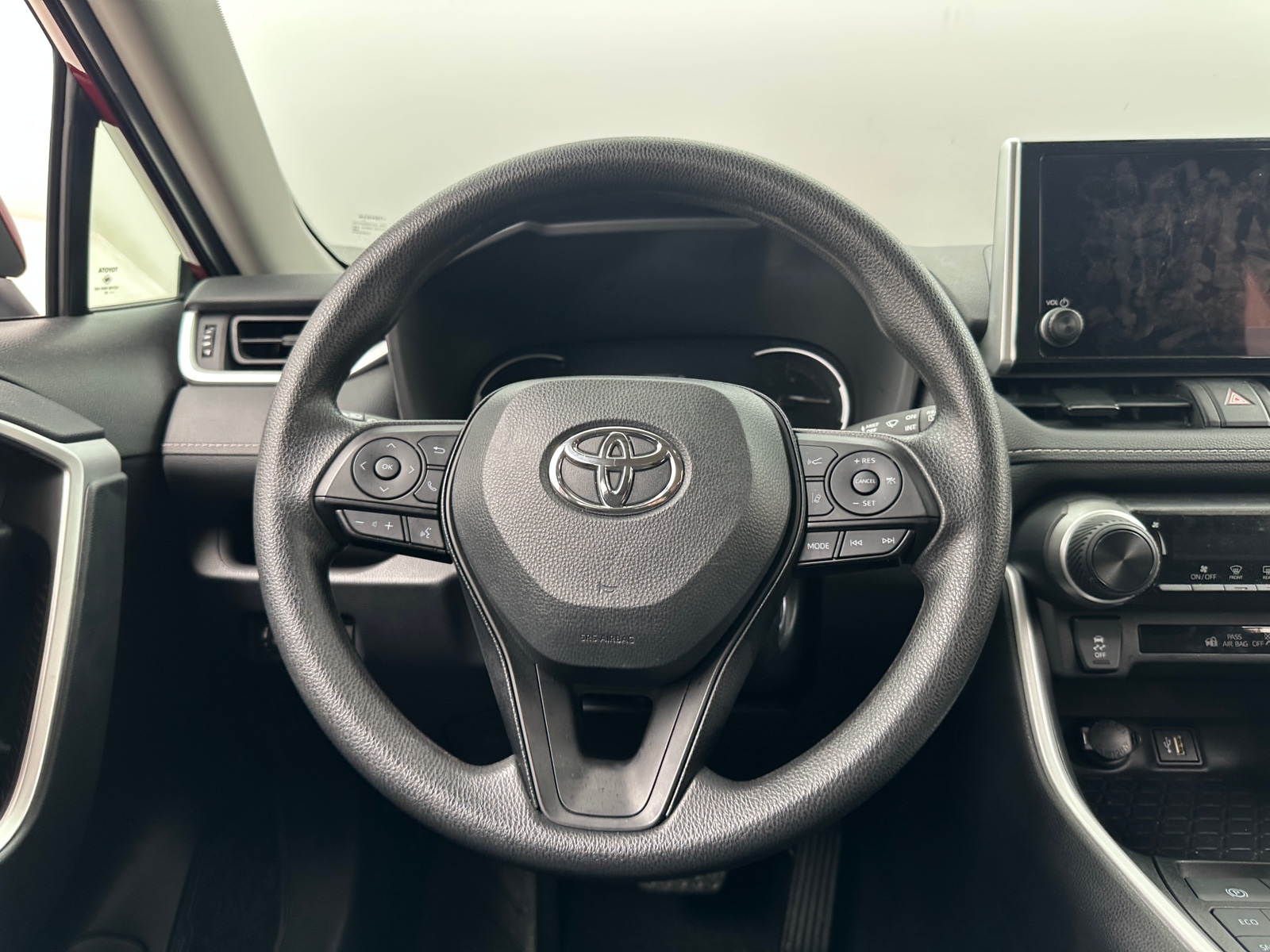 Thumbnail: 2024 Toyota RAV4 - 5