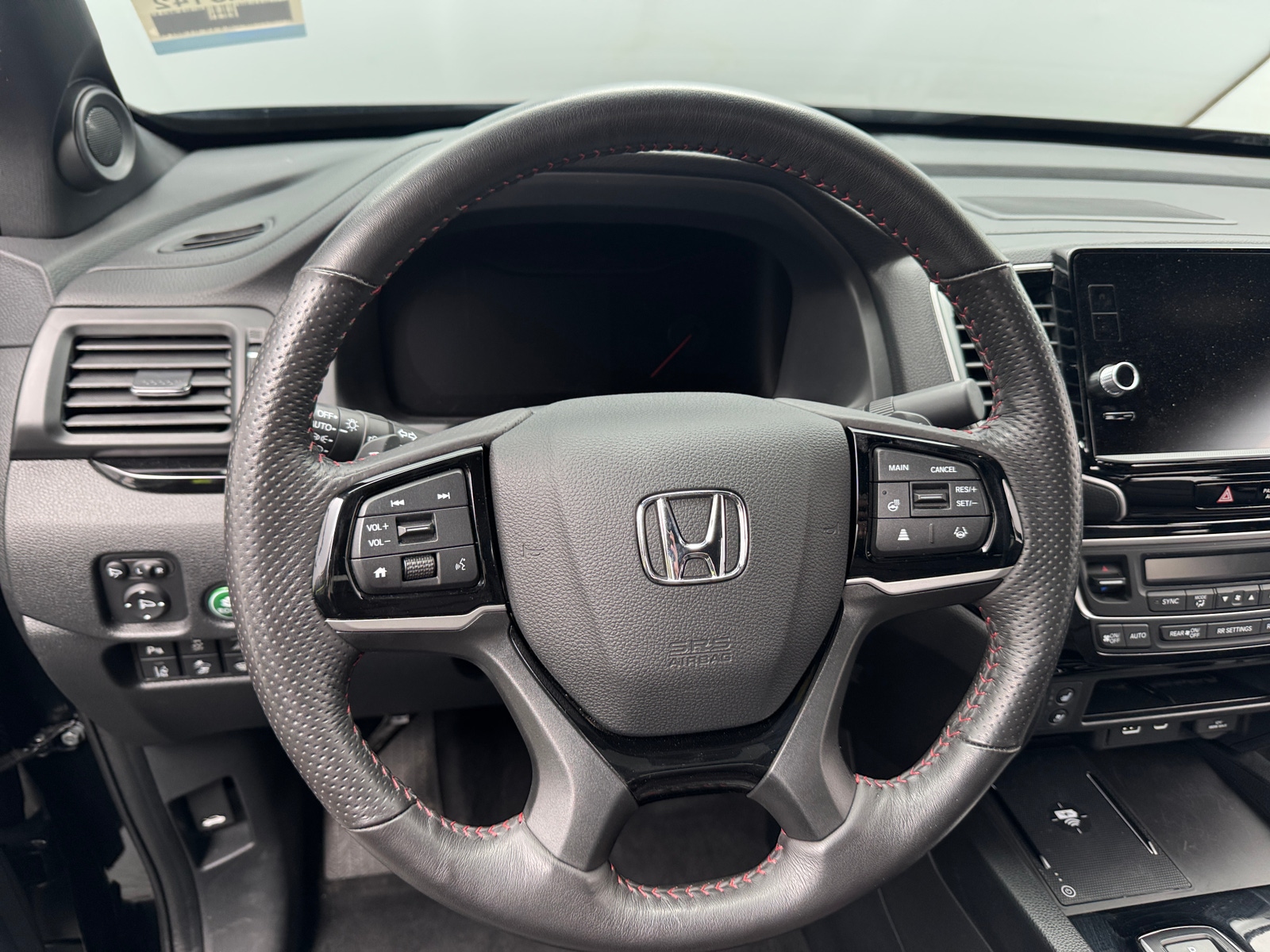 Thumbnail: 2025 Honda Ridgeline - 4