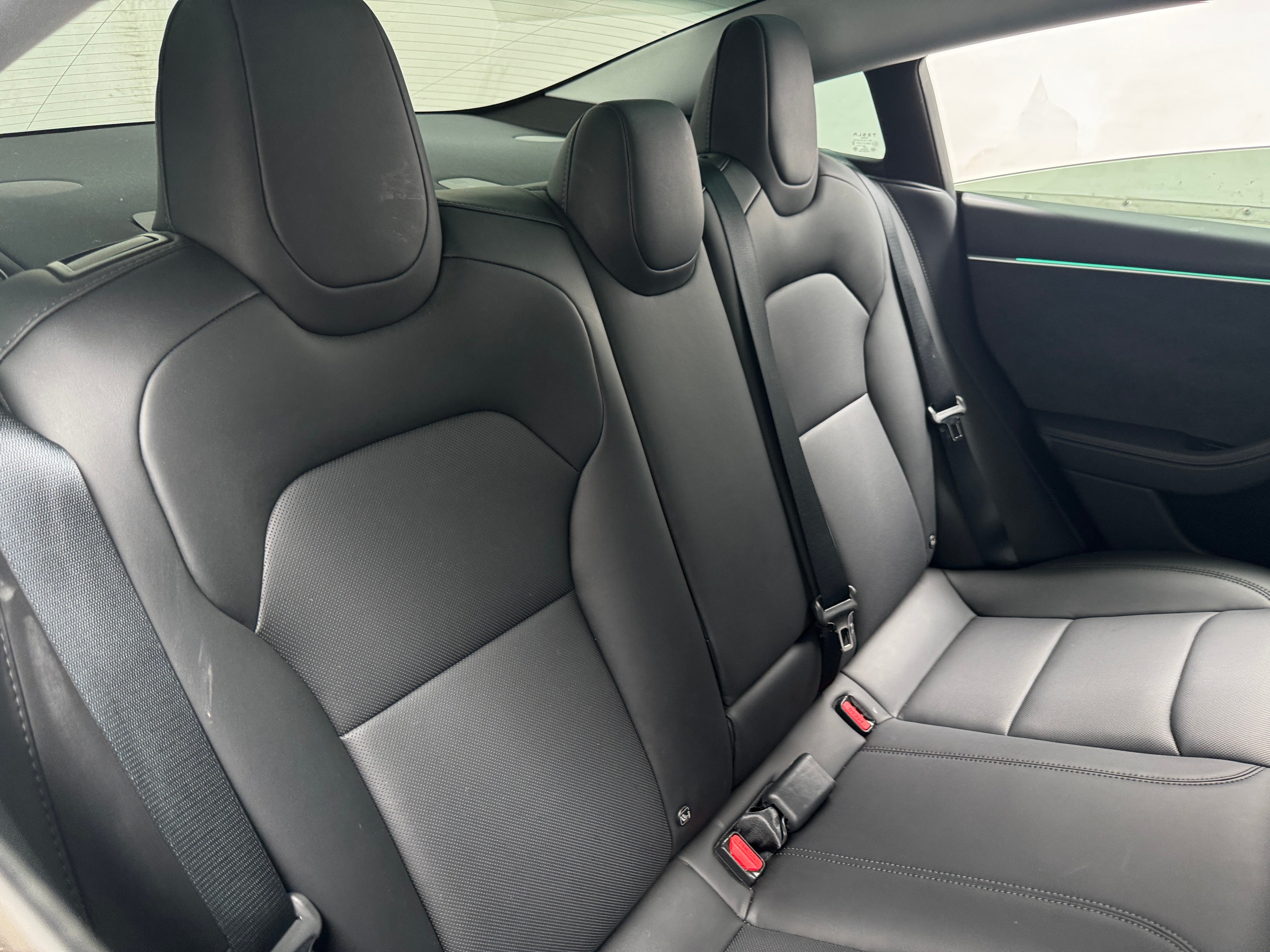 Used 2025 Tesla Model 3 Long Range with VIN 5YJ3E1EB0SF906684 for sale in Oak Creek, WI