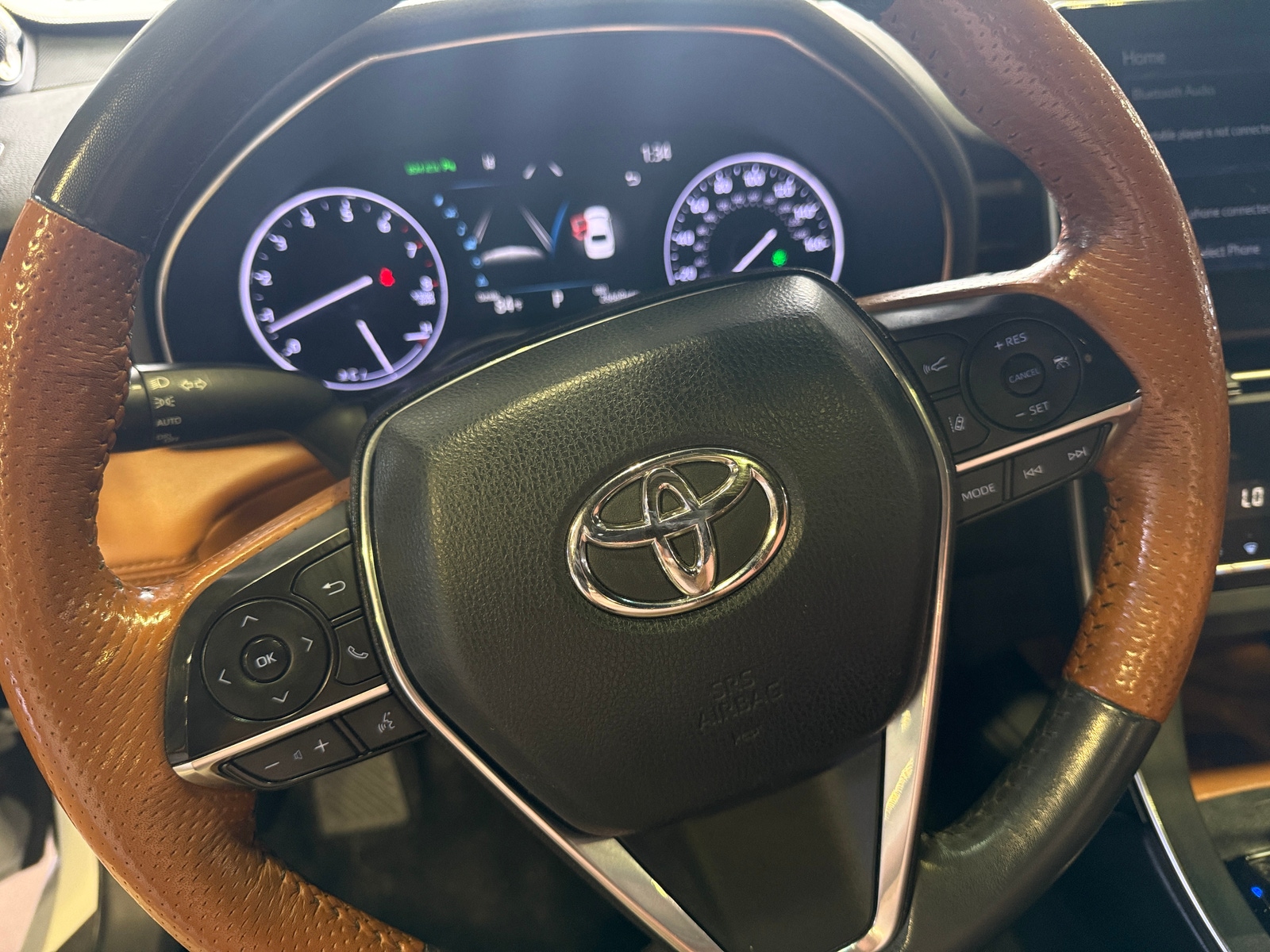 Thumbnail: 2022 Toyota Avalon - 4