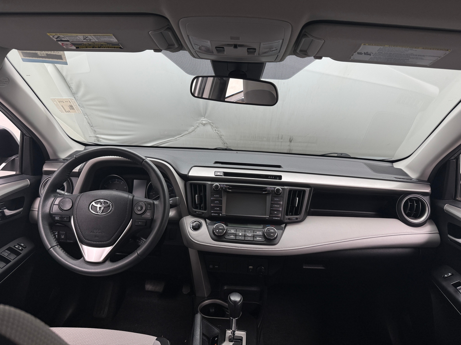 Thumbnail: 2017 Toyota RAV4 - 3