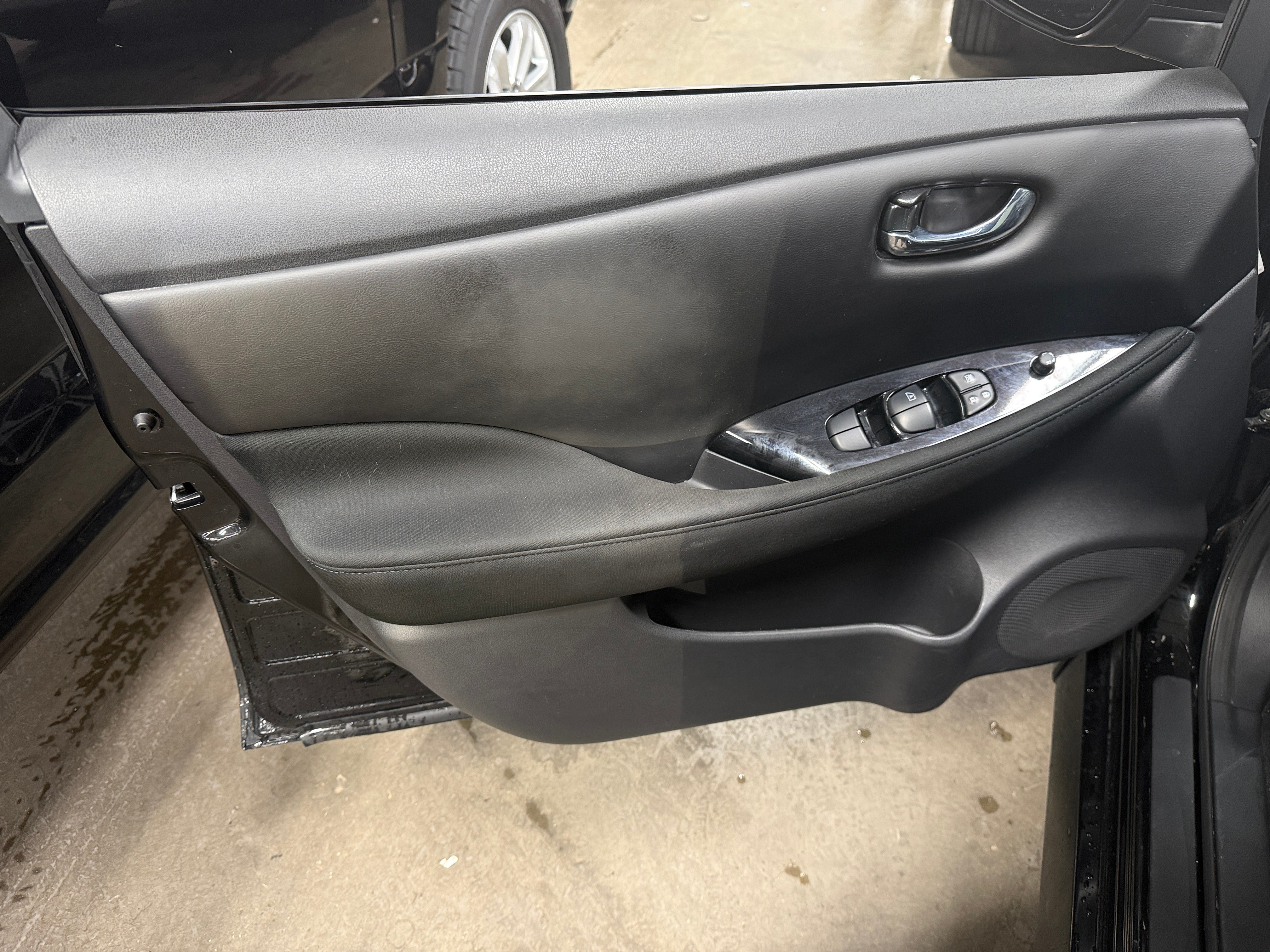 Used 2022 Nissan LEAF SV with VIN 1N4AZ1CV8NC562912 for sale in Auburn, WA