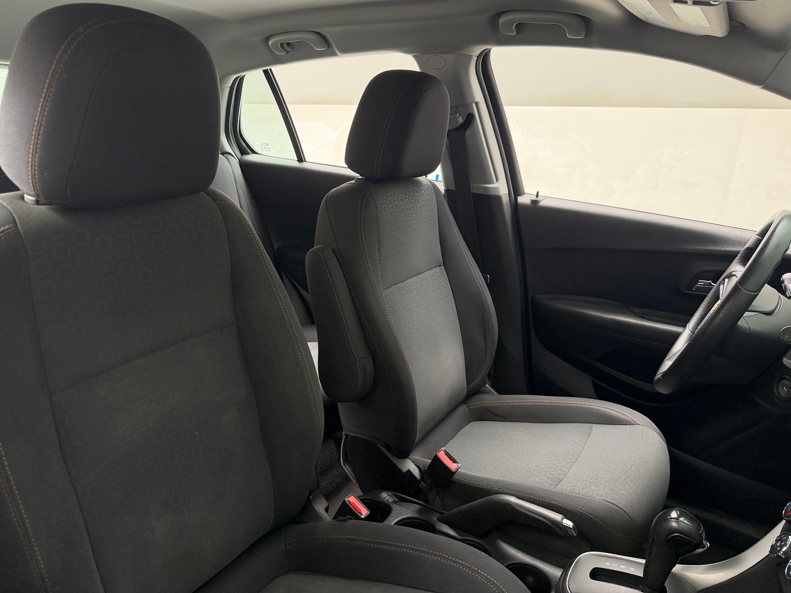 Thumbnail: 2019 Chevrolet Trax - 2