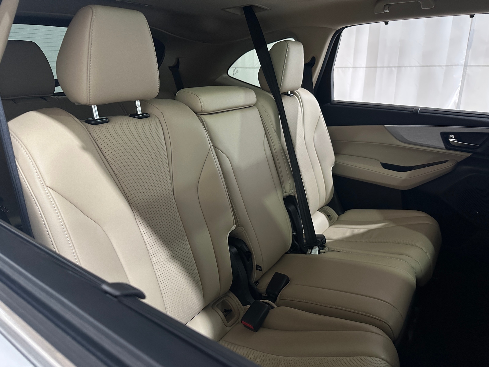 Thumbnail: 2023 Acura MDX - 5