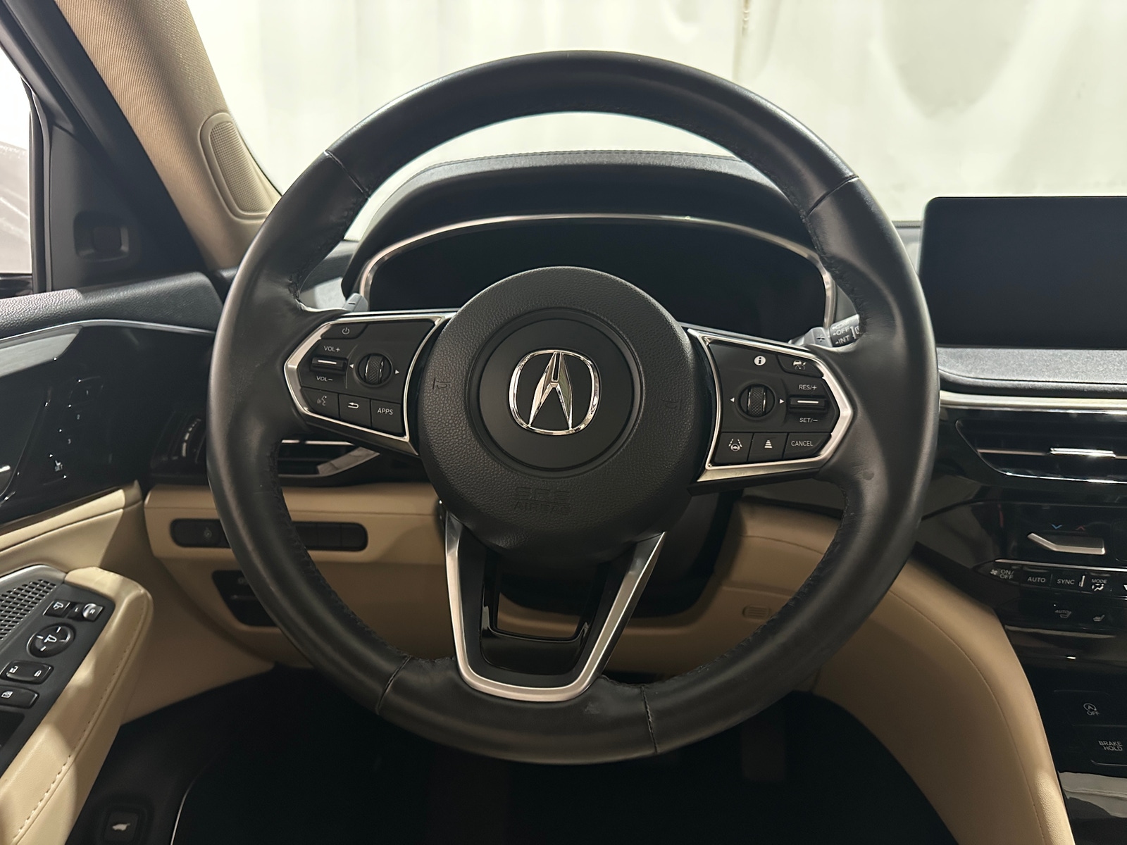 Thumbnail: 2023 Acura MDX - 4