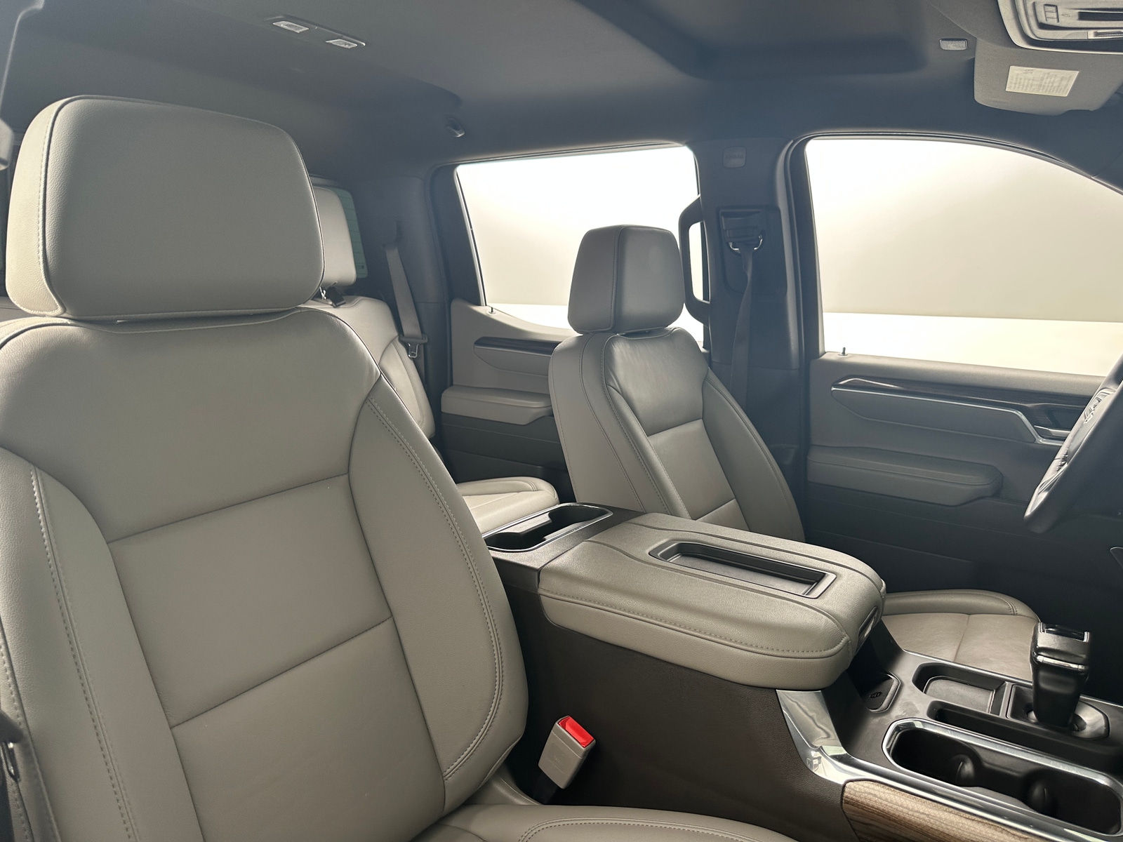 Thumbnail: 2022 Chevrolet Silverado 1500 - 2