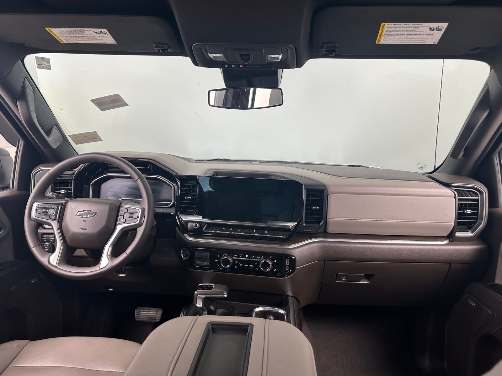 Thumbnail: 2022 Chevrolet Silverado 1500 - 3