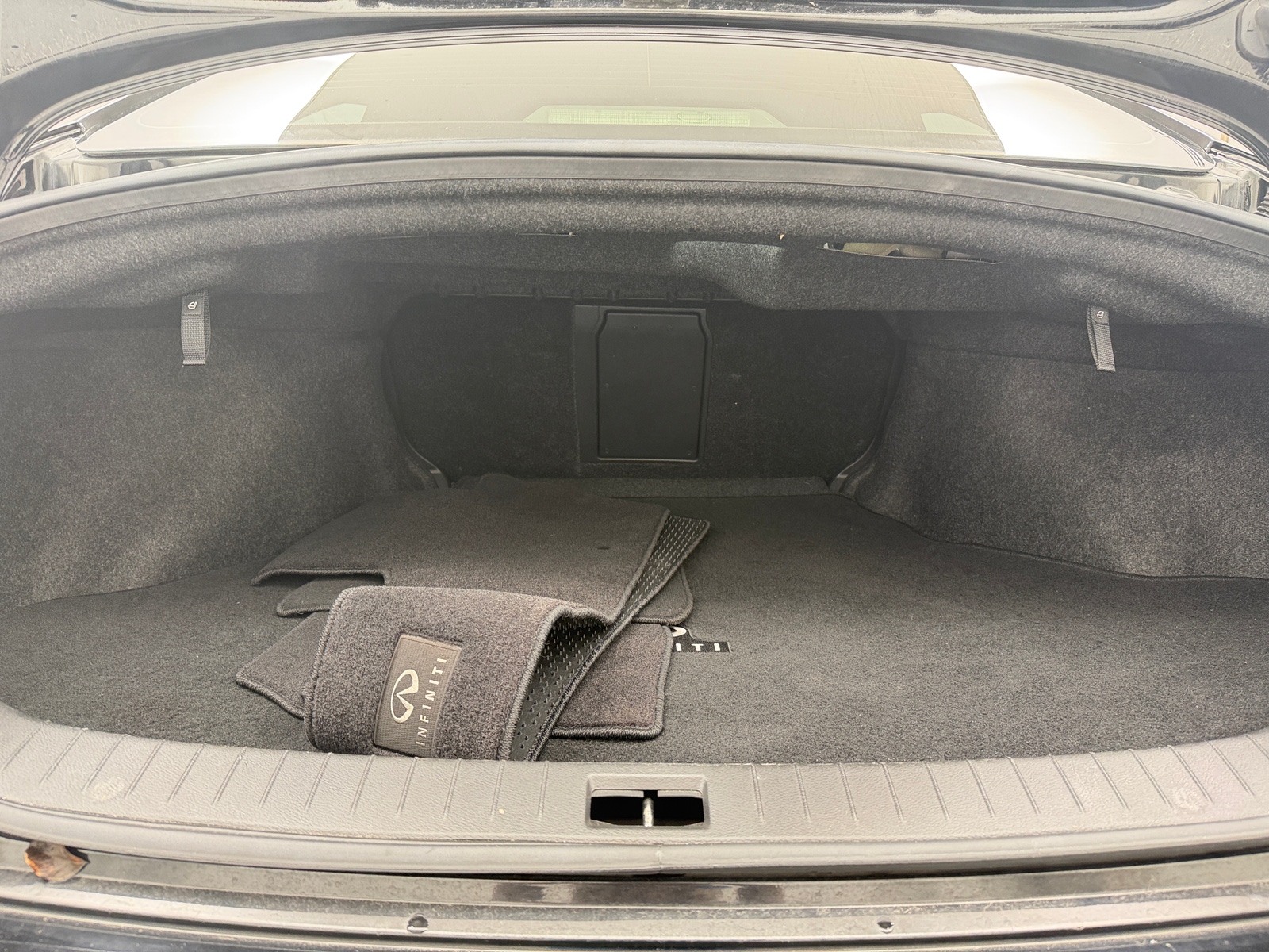 Thumbnail: 2014 INFINITI Q50 - 6