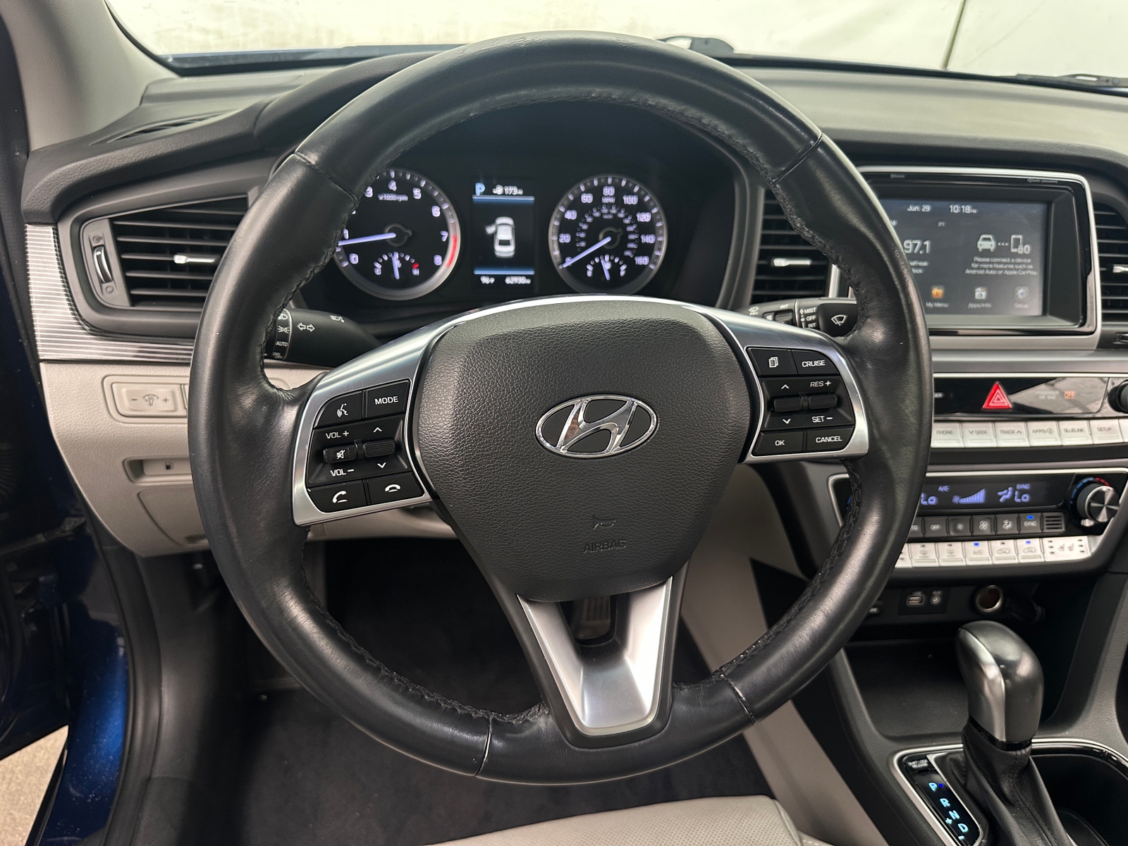 Thumbnail: 2018 Hyundai Sonata - 4