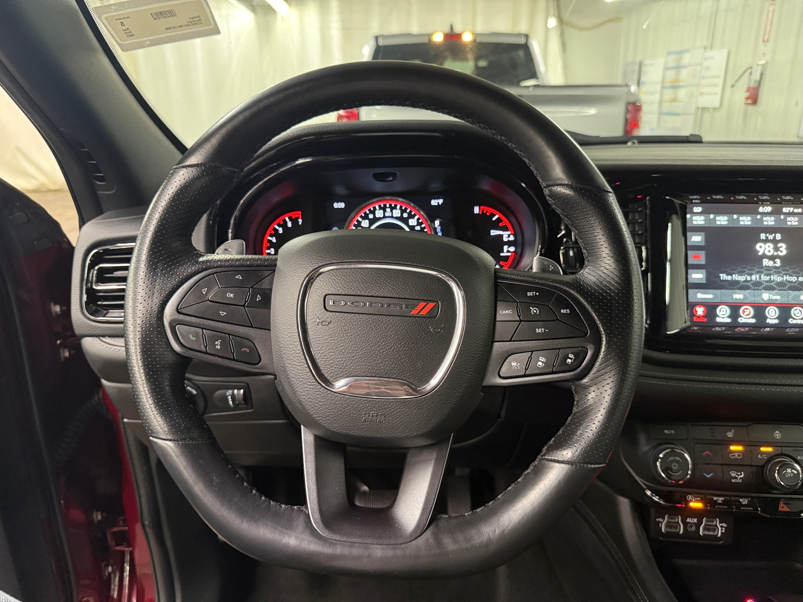 Thumbnail: 2022 Dodge Durango - 4