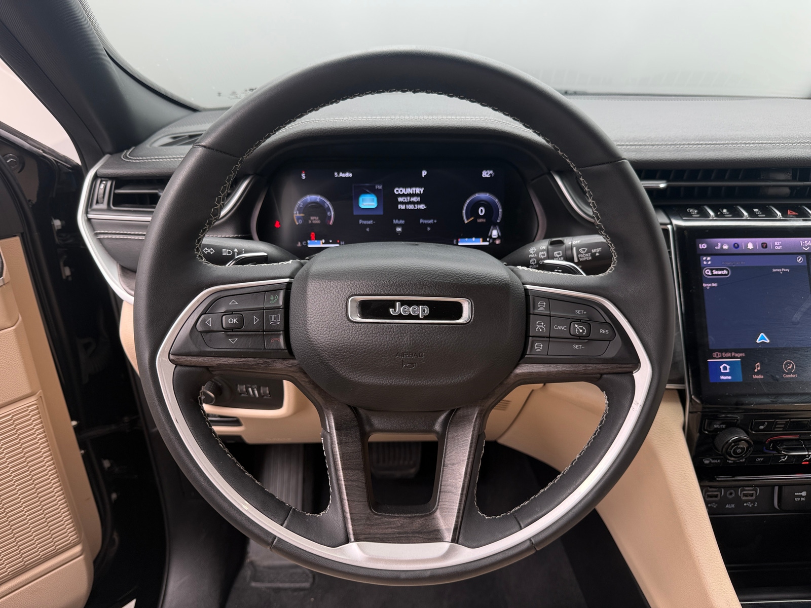 Thumbnail: 2023 Jeep Grand Cherokee L - 4