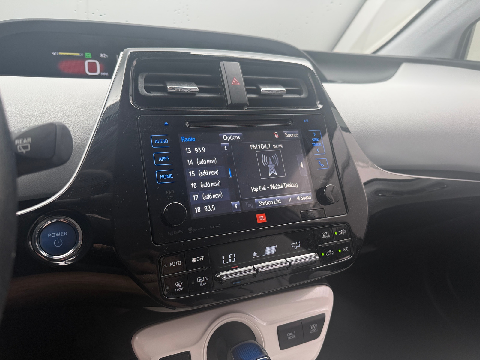 Thumbnail: 2017 Toyota Prius - 4